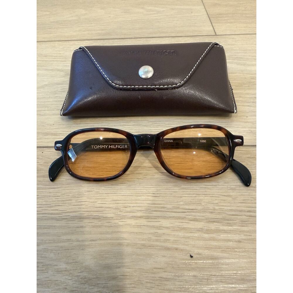 Vintage Tommy Hilfiger Oval Sunglasses w/ Case